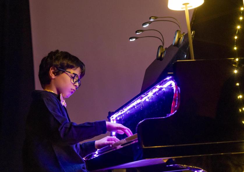 Concert piano